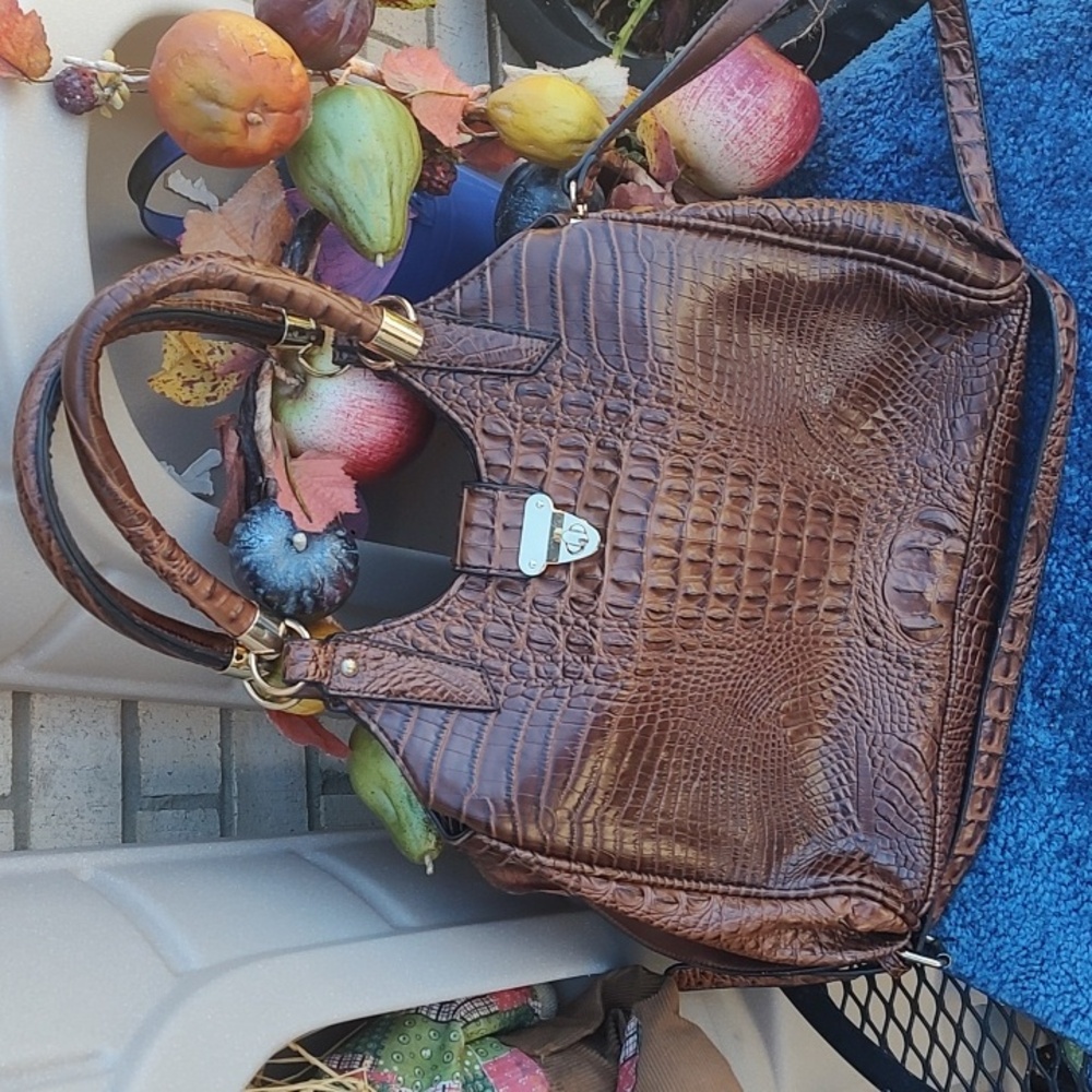 Kate & Alex PocketBook